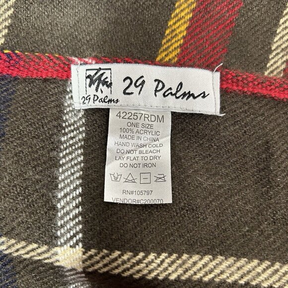 29 Palms Long Red Green Plaid Blanket Scarf with Fringe Unisex Size 26”x78” - Picture 4 of 6